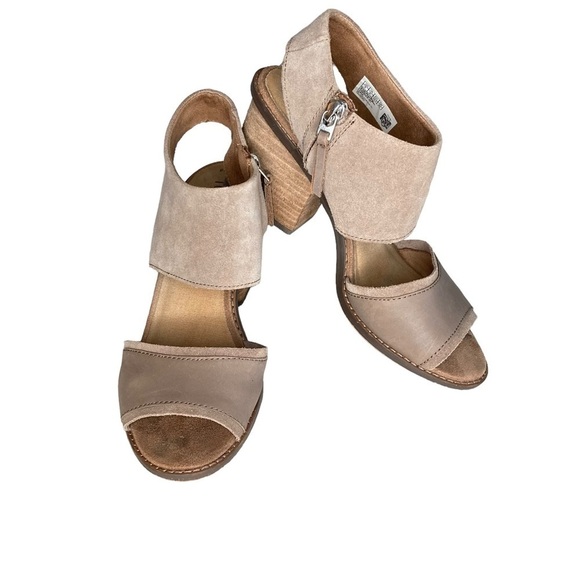 Toms Beige Suede Block Heeled Side Zip Ankle Strap Sandals - Picture 4 of 12